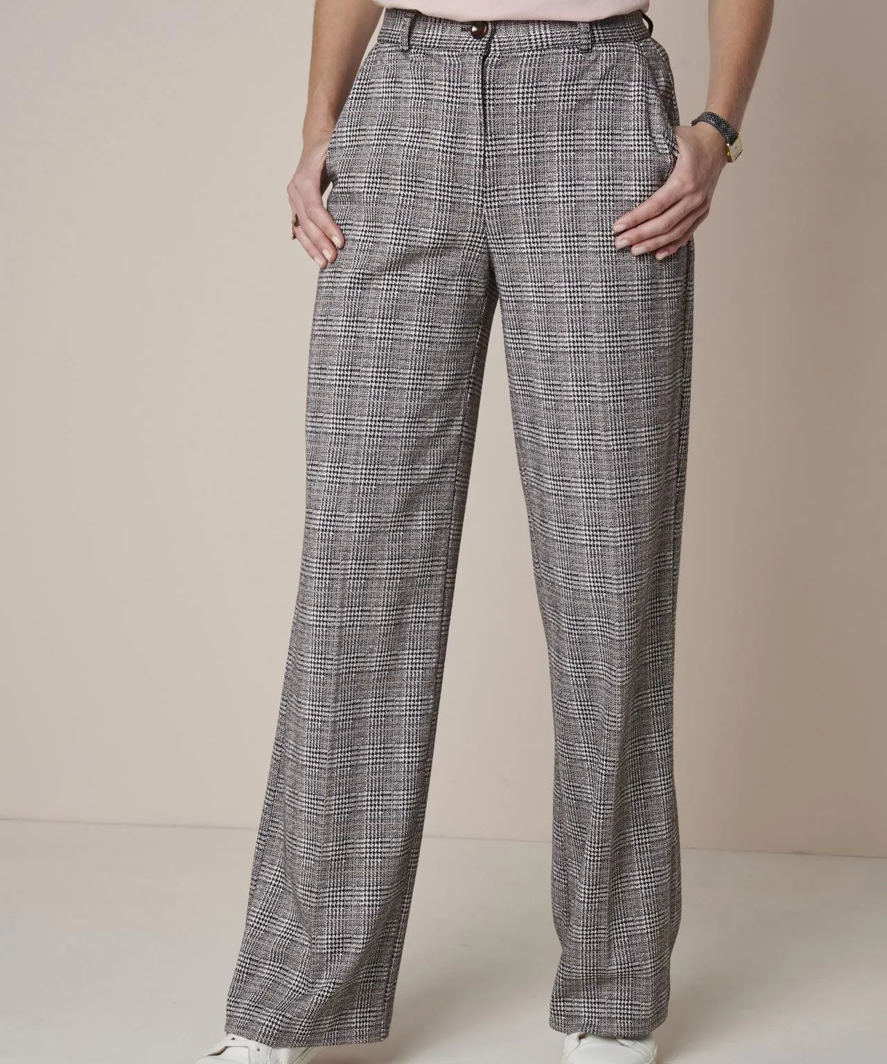 Wide-leg Check Trousers