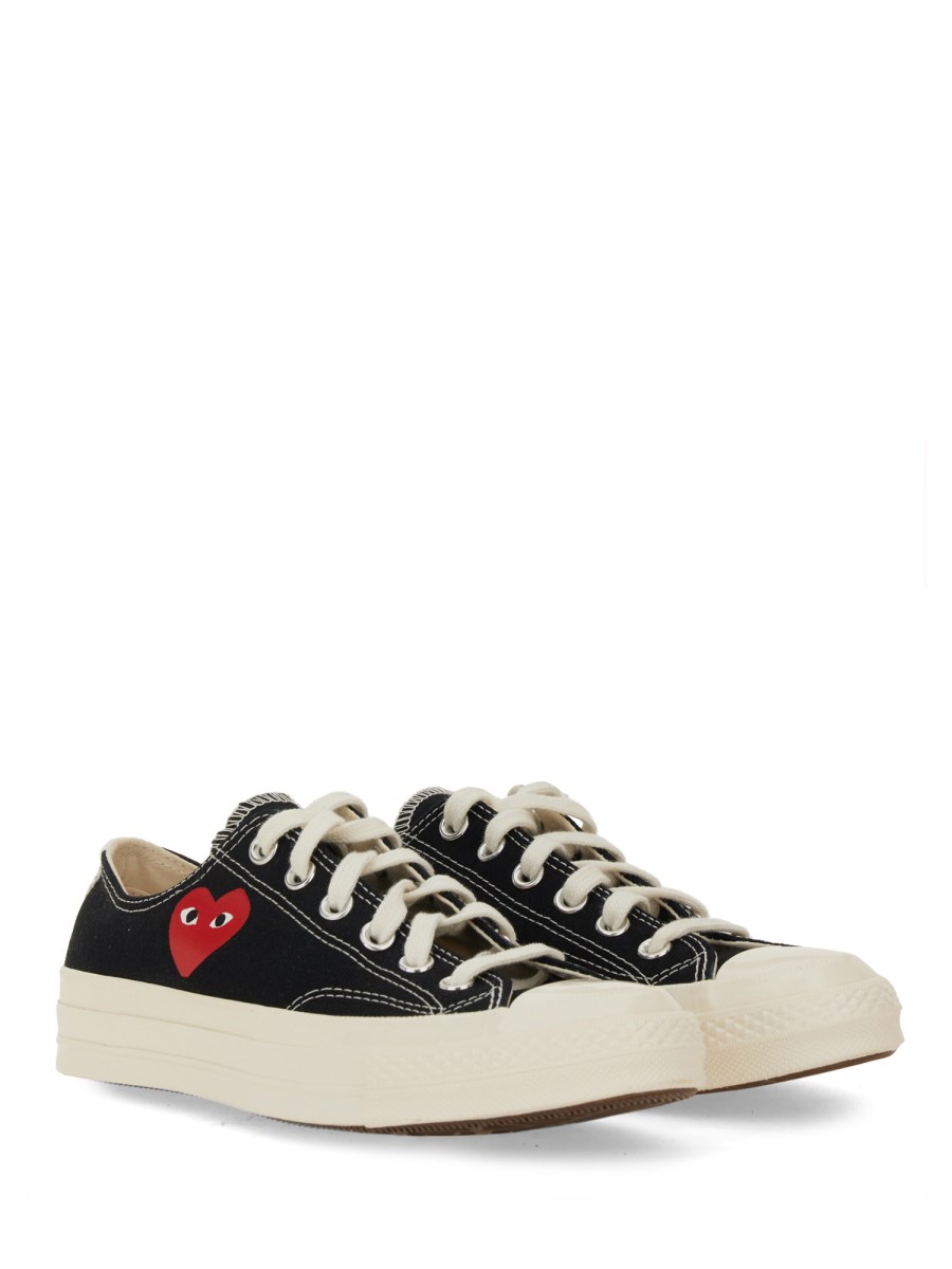 COMME DES GARCONS PLAY CONVERSE      SNEAKER IN TELA DI COTONE CON LOGO 