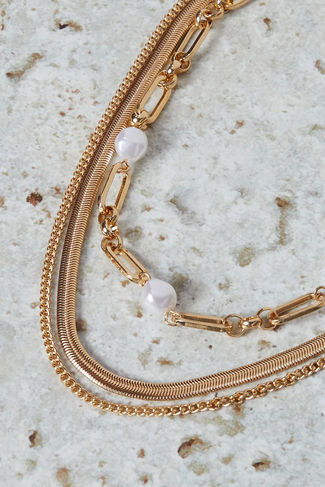 Women Gold Pearls Necklace